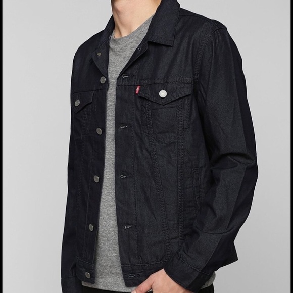 SOLD EUC Levi’s Trucker Denim Jacket, medium - Picture 7 of 7